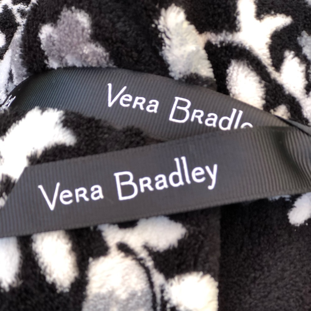 NWT Vera Bradley fleece blanket/throw